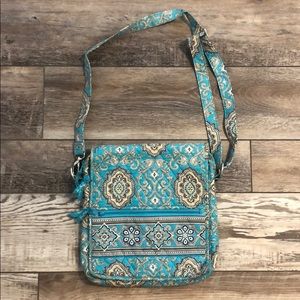 Vera Bradley satchel bag.